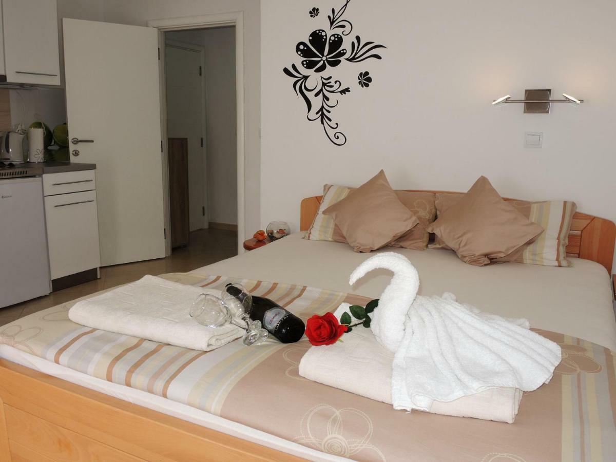 Iva Apartmani Tribunj (Sibenik-Knin) Exterior foto
