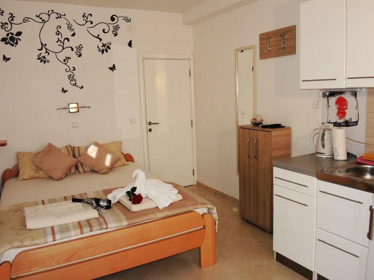 Iva Apartmani Tribunj (Sibenik-Knin) Exterior foto