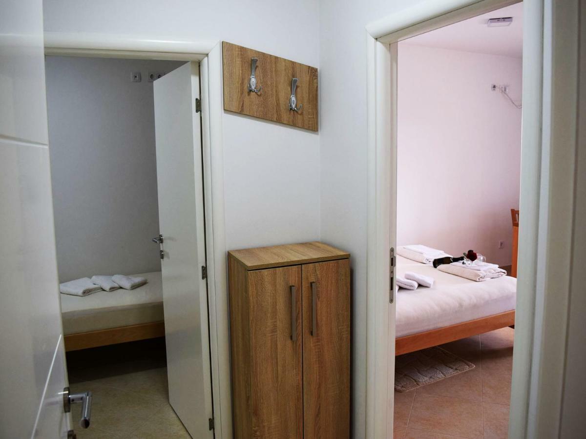 Iva Apartmani Tribunj (Sibenik-Knin) Exterior foto